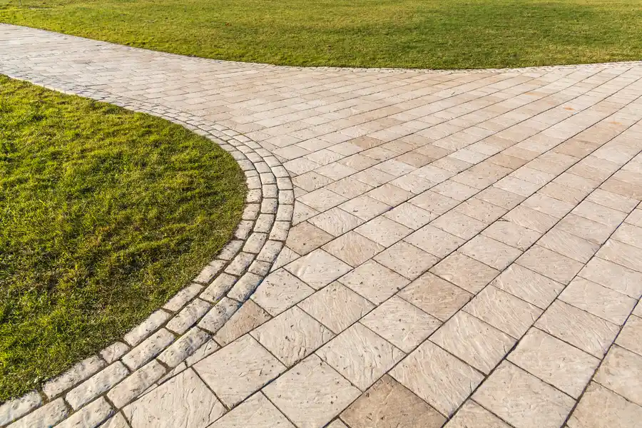 How To Choose The Right Material For Driveway Paving in Memphis TN