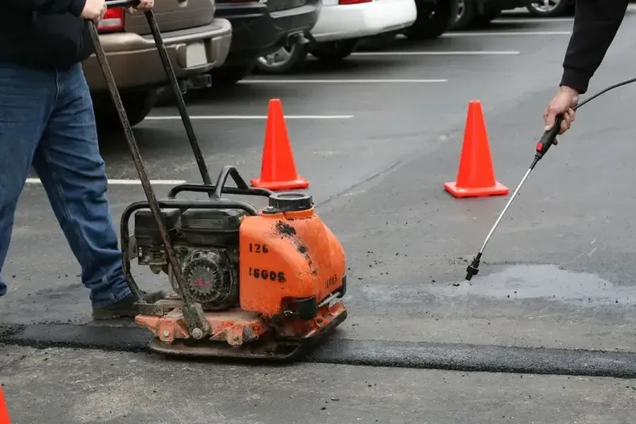 Why Timely Asphalt Repair Extends The Lifespan Of Your Pavement in Memphis TN